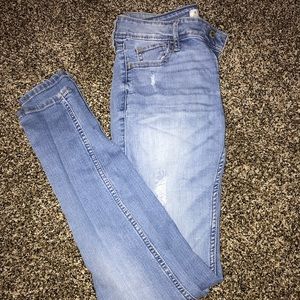 HOLLISTER blue ripped skinny jeans
